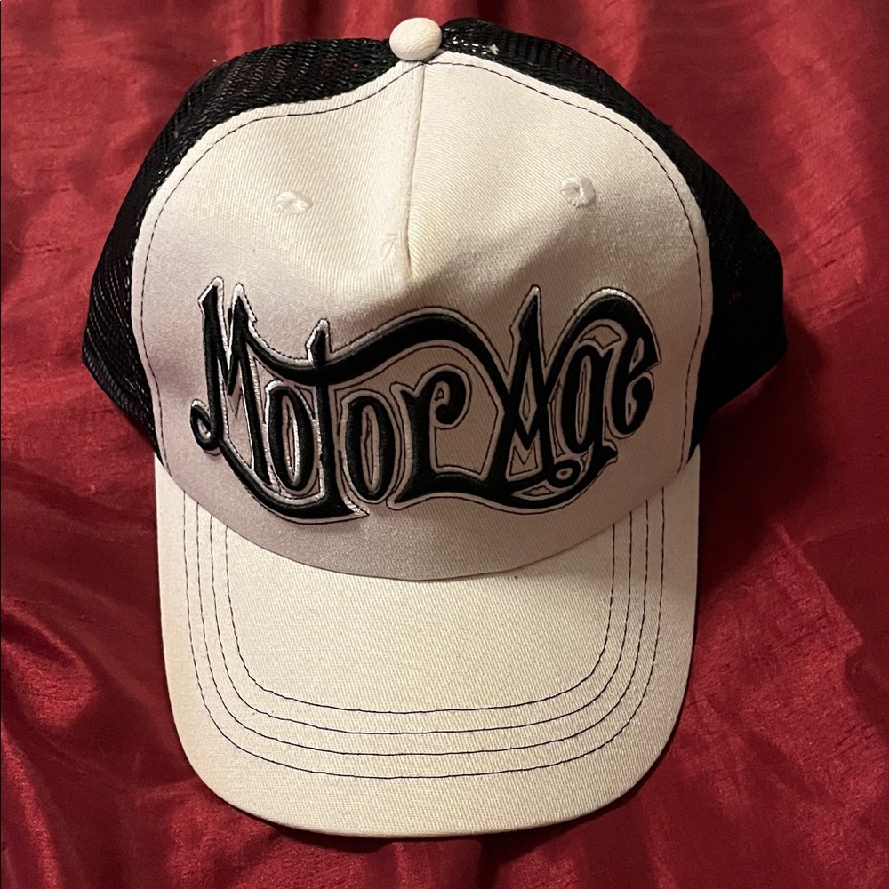 Black and White Trucker Hat “Motor Age”